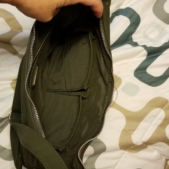 *NWT* ROSSETTI Olive Green Purse - Picture 4 of 6